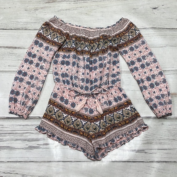 Cotton Candy LA Romper Off The Shoulder Shorts Boho Small - Picture 1 of 14